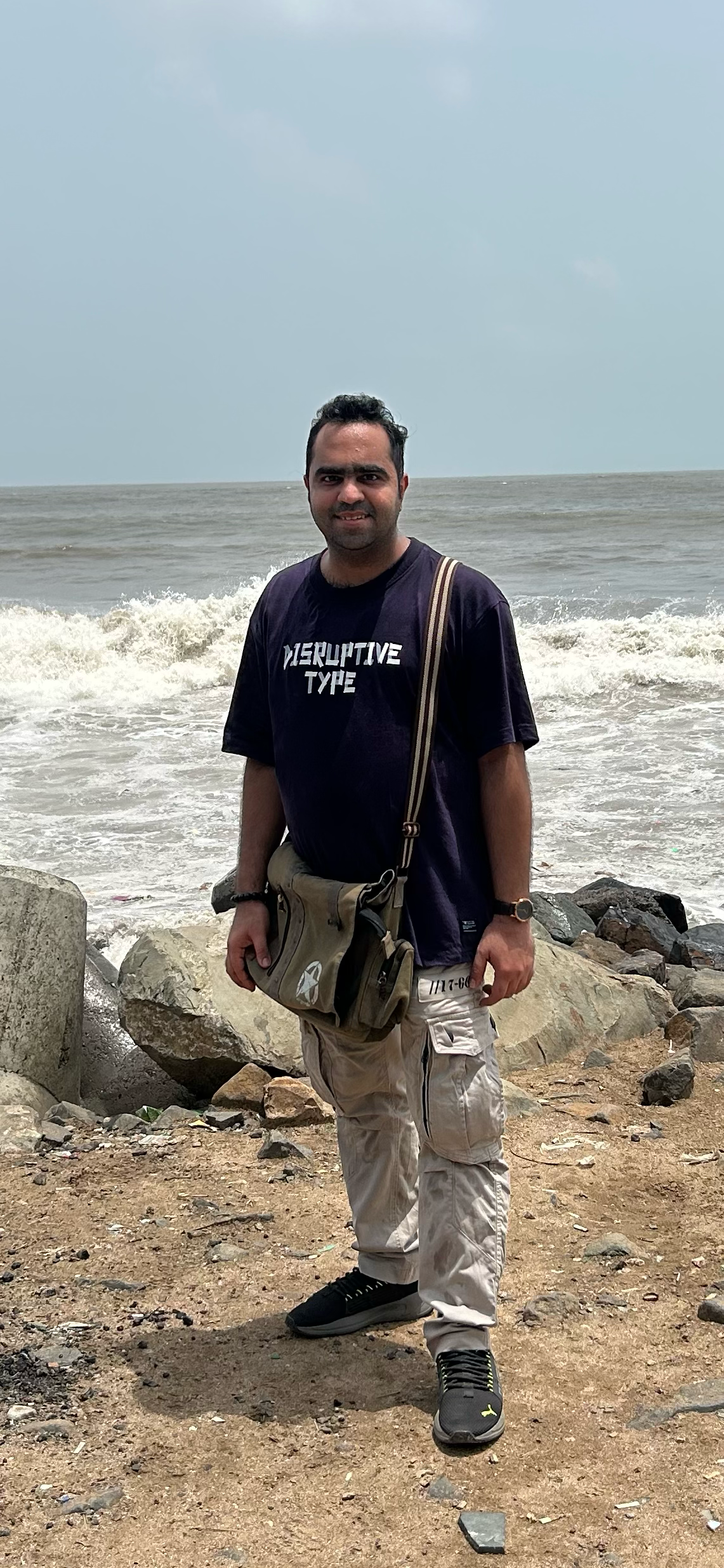 Nishant Hemrajani — Founder of Akela Mann